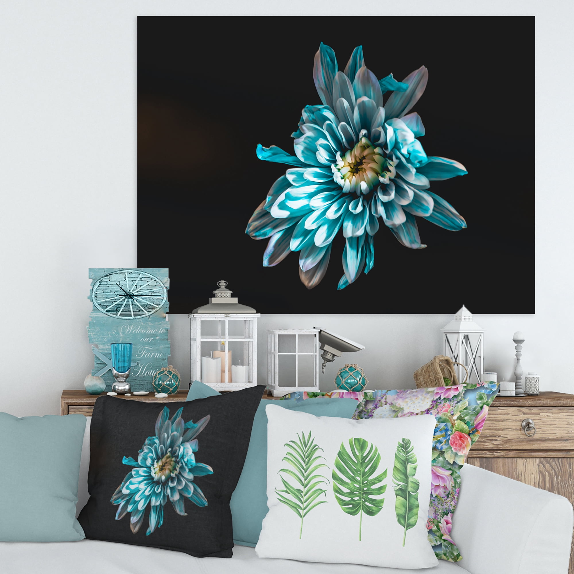 Designart ' Top View of White and Blue Flower ' Traditional Canvas Wall Art Print