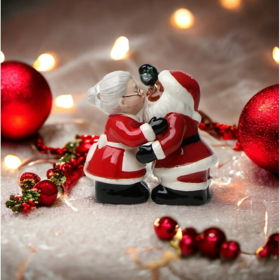 Interracial Santa and Mrs Claus Salt and Pepper Shakers Ceramic Gift