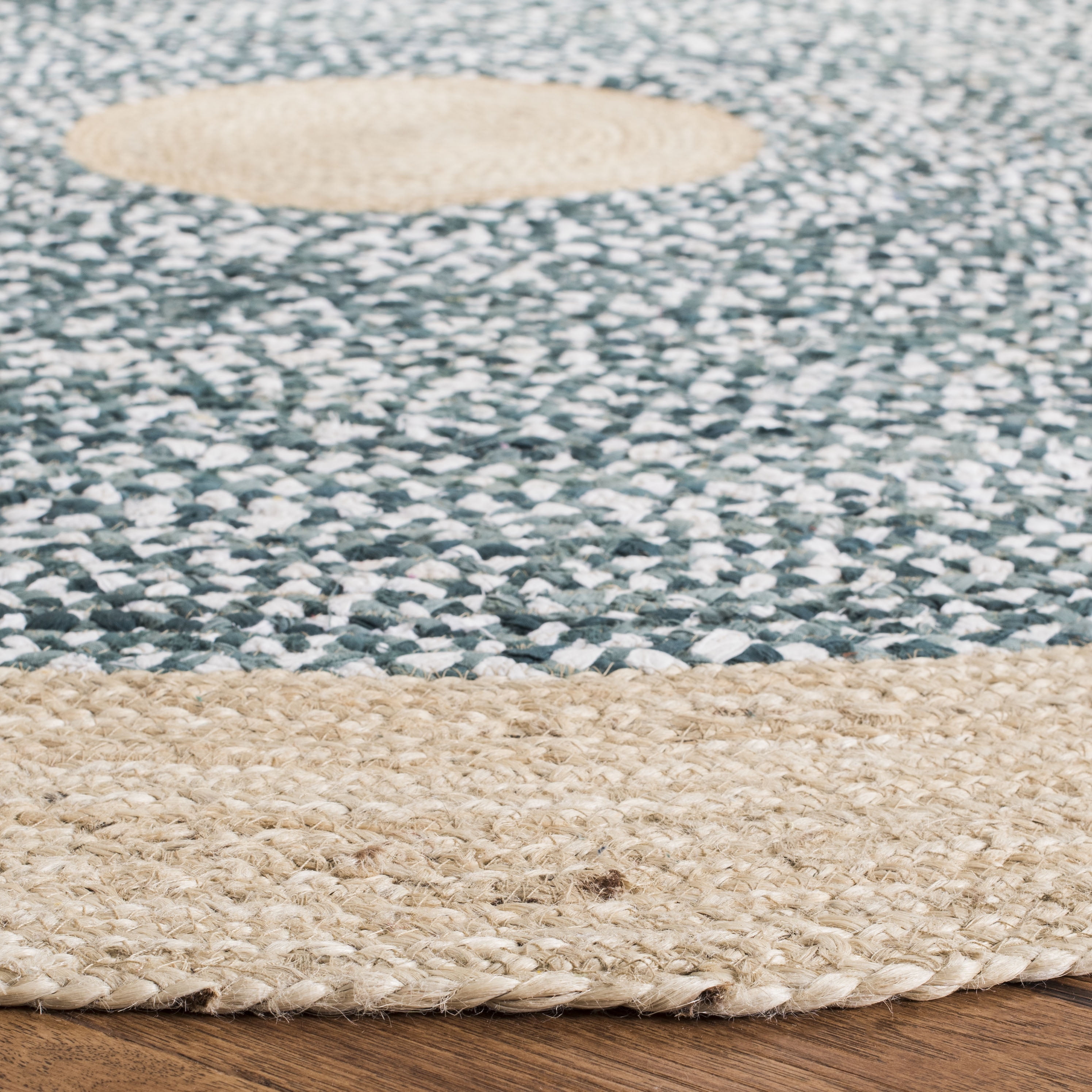 SAFAVIEH Cape Cod Wesley Striped Area Rug, Light Blue/Natural, 6' x 6' Round