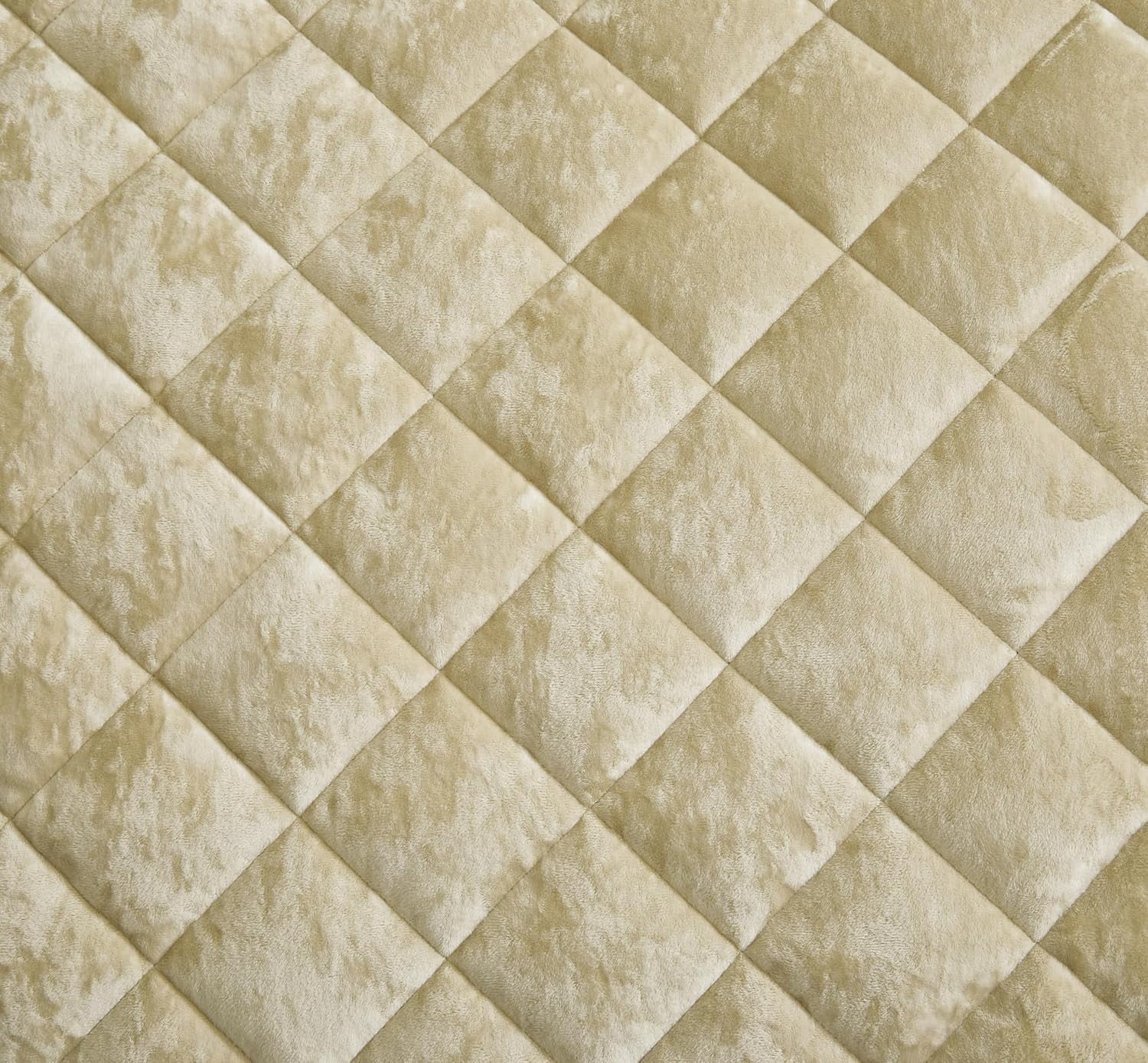 Chezmoi Collection Lux Beige Velvet Quilt Queen Set, 3-Piece Lush Plush Distressed Velvet Bedding All Season Lightweight Bedspread Brushed Microfiber Reverse with Diamond Stitch Quilting