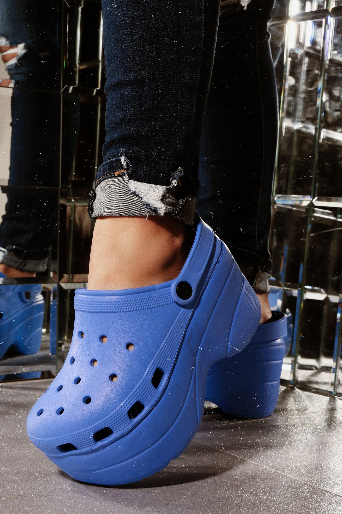 clogs platform shoes