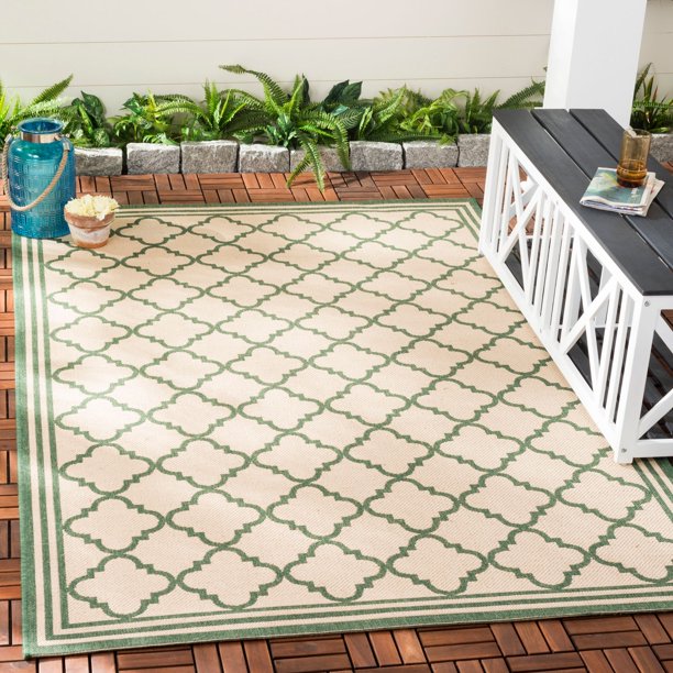 SAFAVIEH Beach House Nima Trellis Indoor/Outdoor Area Rug Cream/Green ...