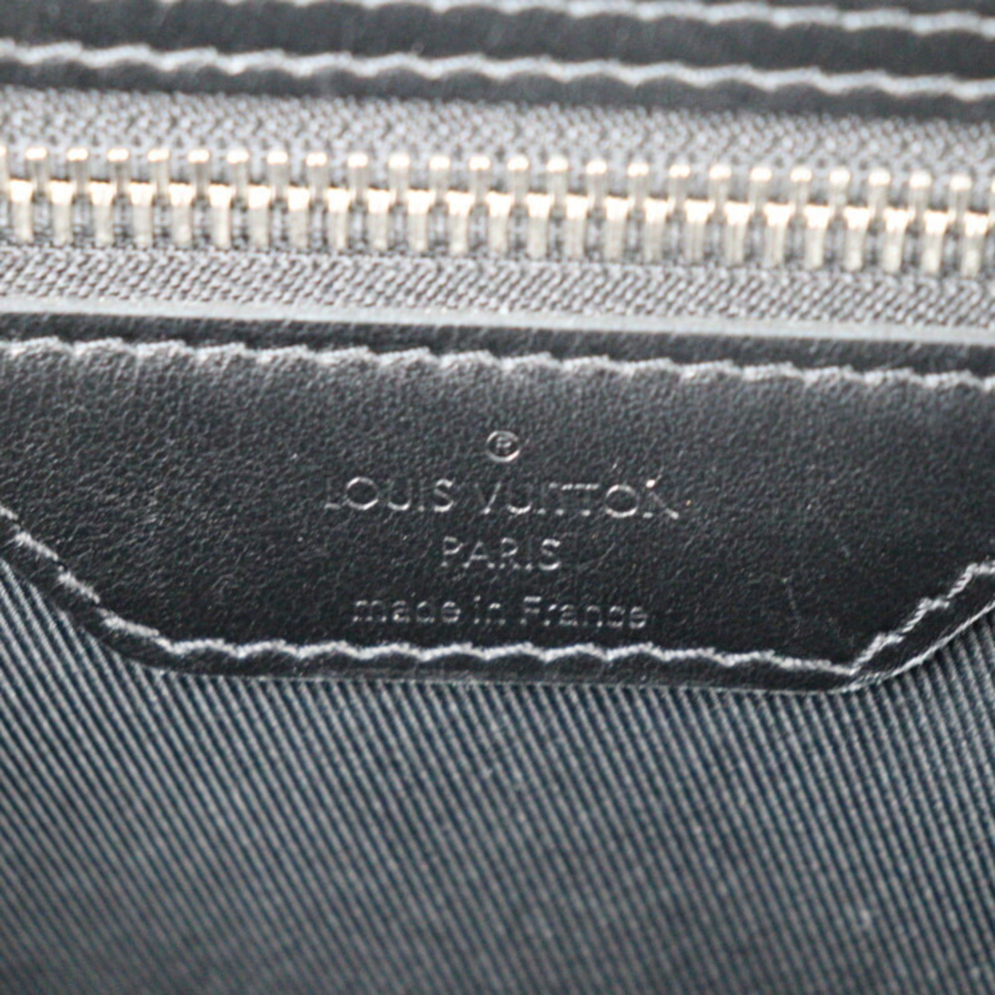 Louis Vuitton Monogram Galaxy Alpha Hobo (SHG-4MXgUX) – LuxeDH