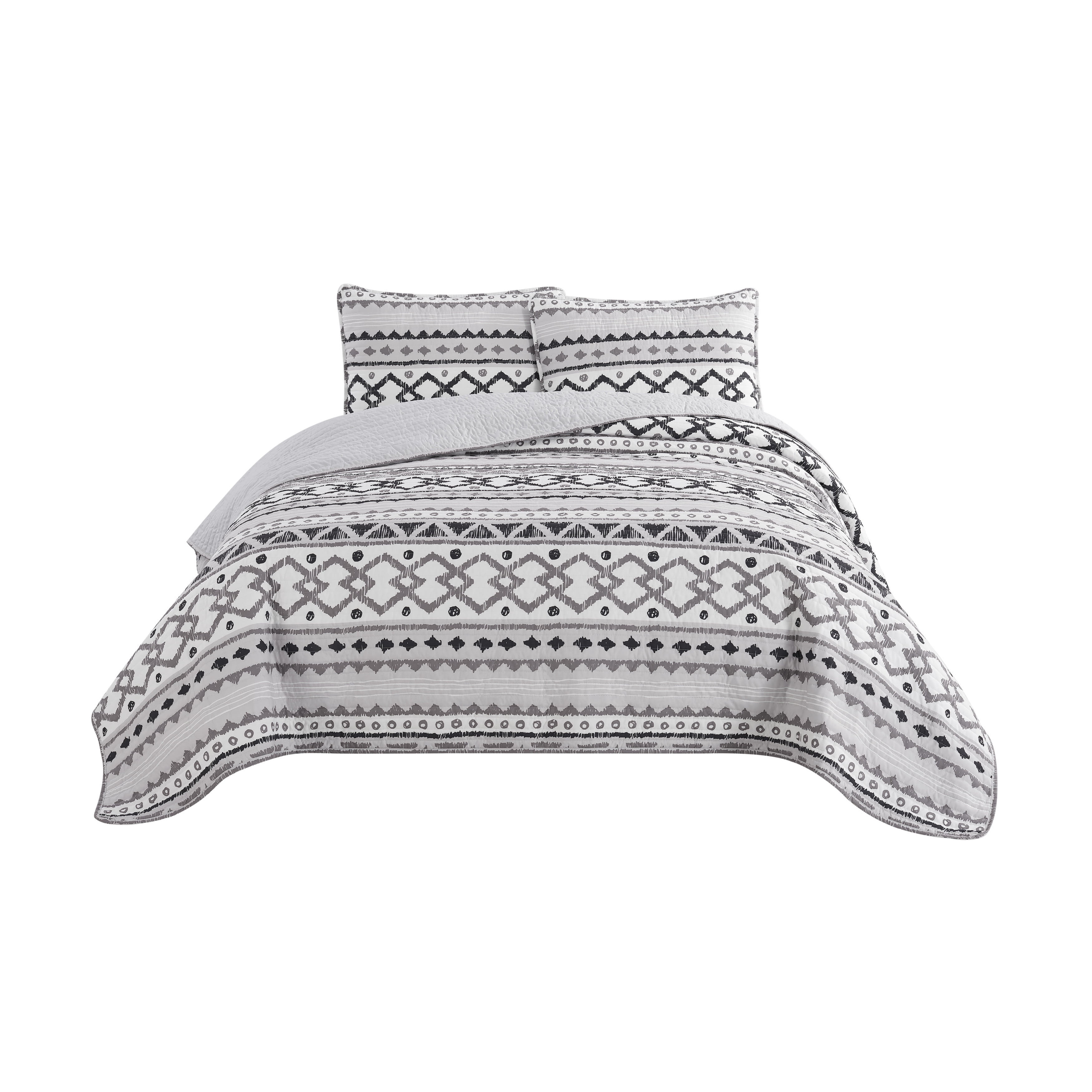 Bedding 3-piece Quilt Set, Black/White, King, Adair by French Connection