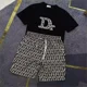 thumbnail image 2 of Conjuntos deportivos para hombre Alfabeto Negro Tops y camisetas esenciales Camisetas de moda Pantalones cortos Trajes para hombres 2024 Ropa de lujo 2025 Nuevo en XL, 2 of 4