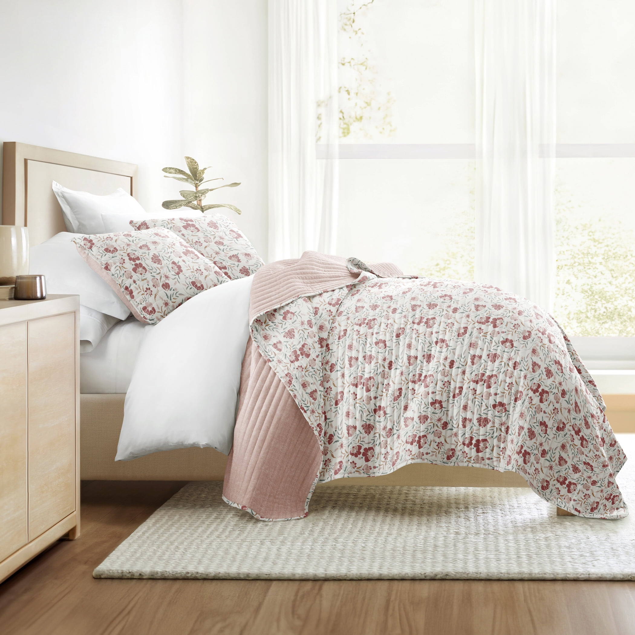 Lightweight Quilt Sets - Wrinkle Free - Coverlet French Jacobean Floral Rose by Comfort Canopy