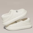 thumbnail image 2 of Wdhugt Semelle Épaisse Douce Imperméable Doublée de Molleton Chaude Pantoufles à Bout Fermé pour Hommes et Femmes Intérieur Extérieur Tenue de Maison Design pour Couples Blanc Taille 38 Eu 37.5-38 Us 6.5-7 Longueur du Pied 9.65 Pouces, 2 of 4