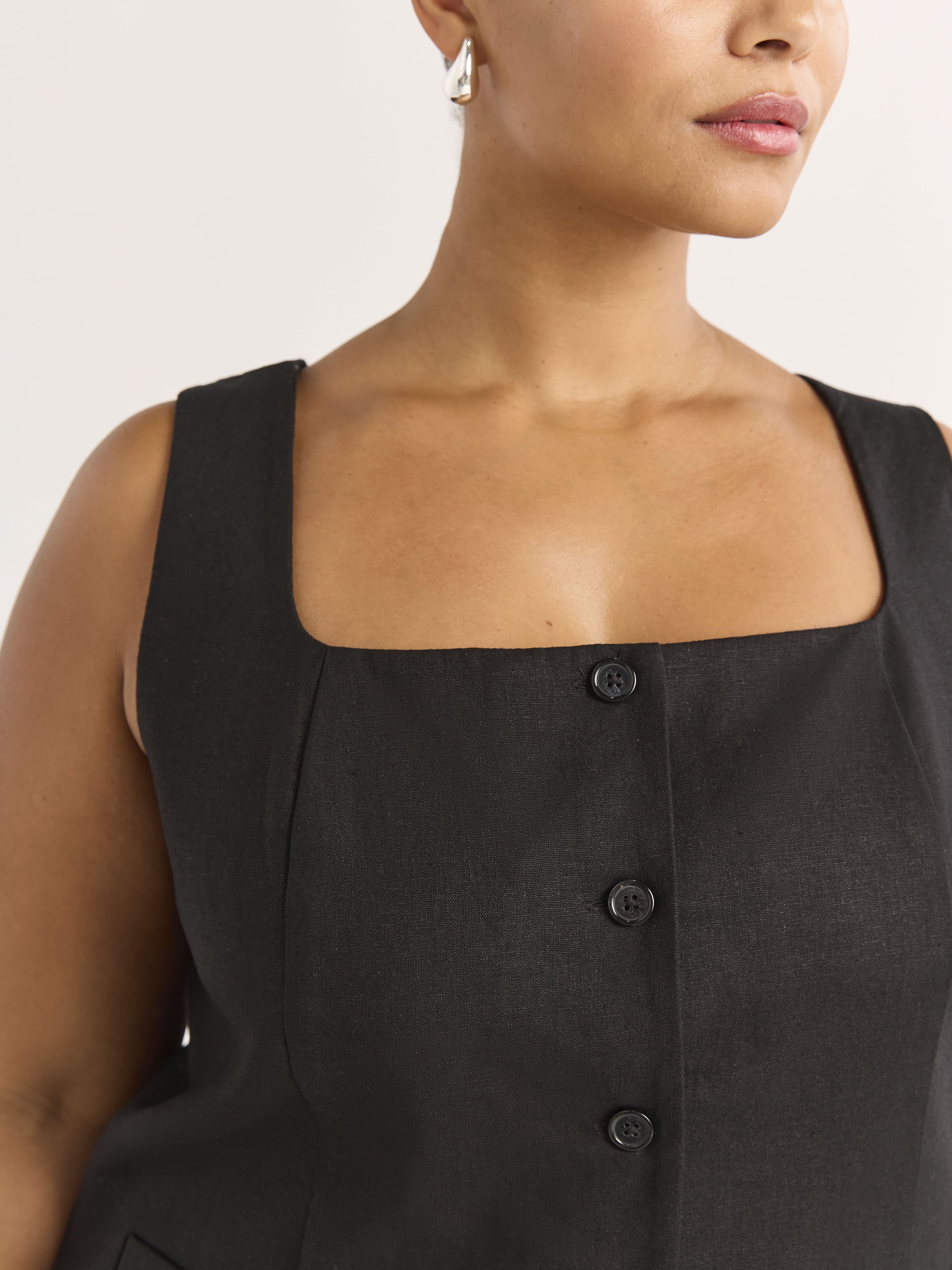 Scoop Women's Plus Linen Blend Square Neck Longline Vest, Sizes 1X-4X