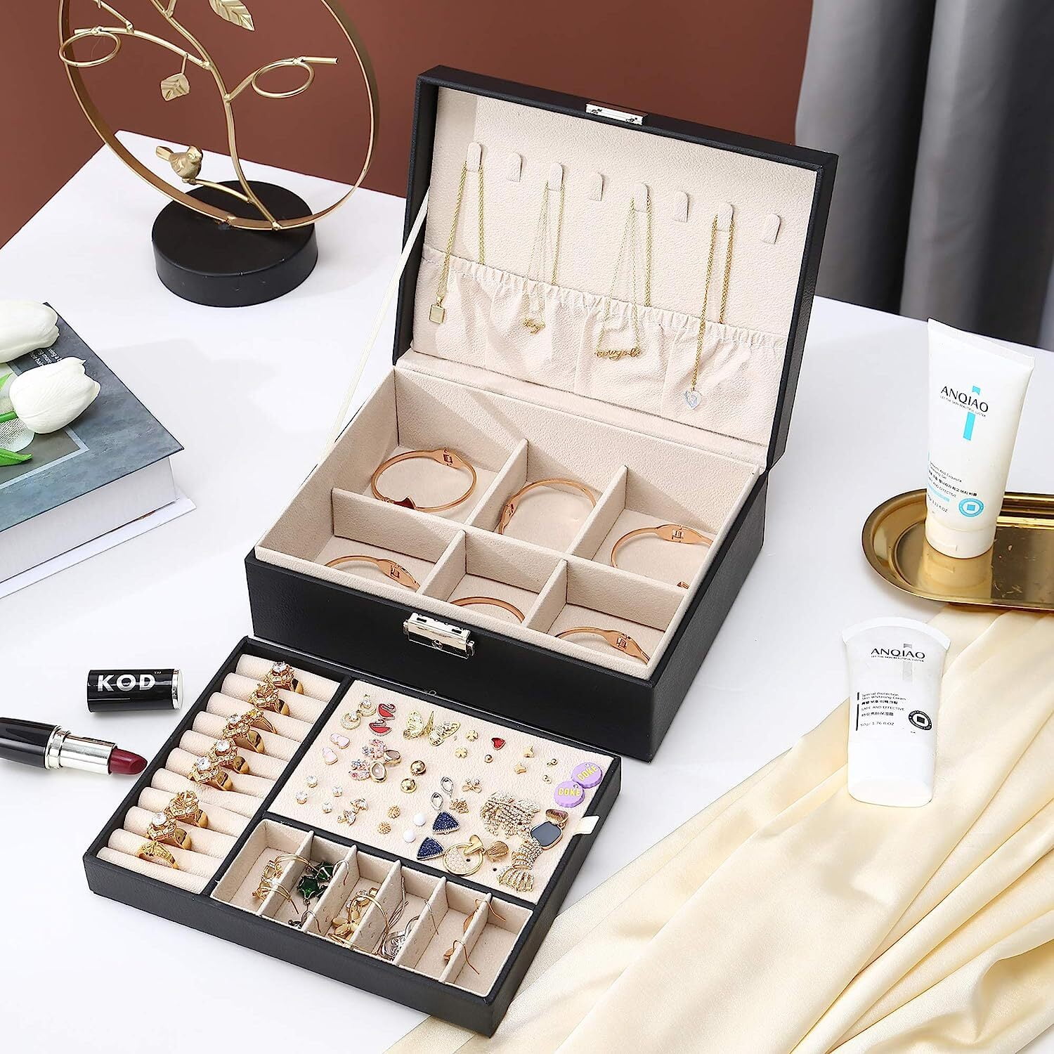 Jewelry Box for Women Girls, 2 Layers Jewelry Organizer Container with  Lock, PU Leather Storage Case with Removable Tray, Jewelry Display Holder  for Necklaces Earrings Bracelets Rings Watches - White 