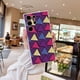 thumbnail image 1 of Manténgase a la moda y protegido con esta exclusiva funda de goma de TPU, compatible con la serie iPhone, 1 of 4