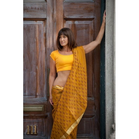Canvas Print Urban Yoga India Woman Fashion Sari Model Stretched Canvas 10 x (Best Motels In India)