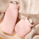thumbnail image 4 of Bolsa de agua caliente de silicona llena de agua caliente, tesoro de mano, práctica bolsa caliente para el vientre, bolsa de agua caliente para calentar microondas, rosa, 340ml, 4 of 5