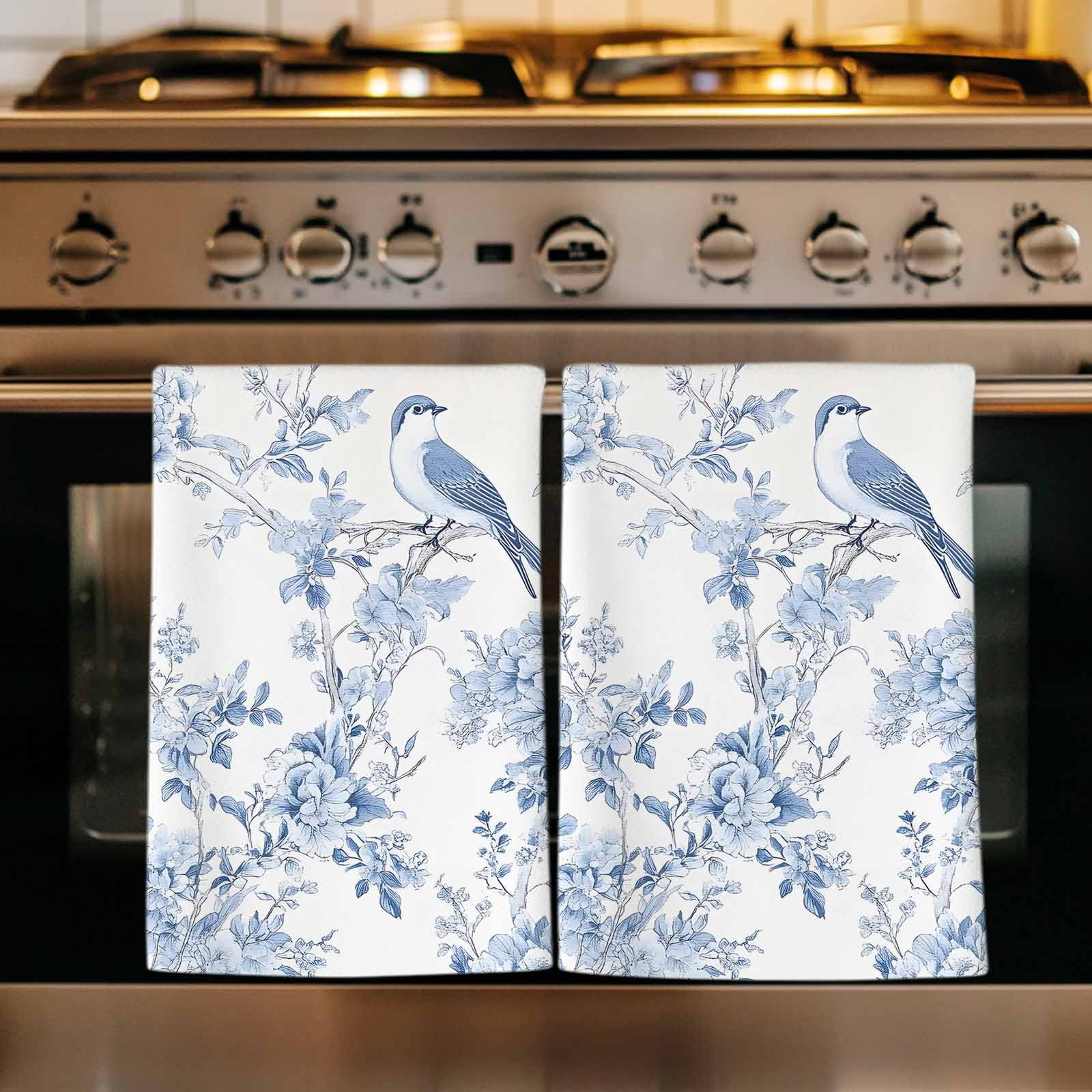 Blue White Flowers Kitchen Towels Set of 2, Spring Summer Floral Botanical Soft Microfiber Dish Towels, Absorbent Quick-Dry Washable Dishcloths for Kitchen Cleaning, Drying Dishes, 18x28 Inches