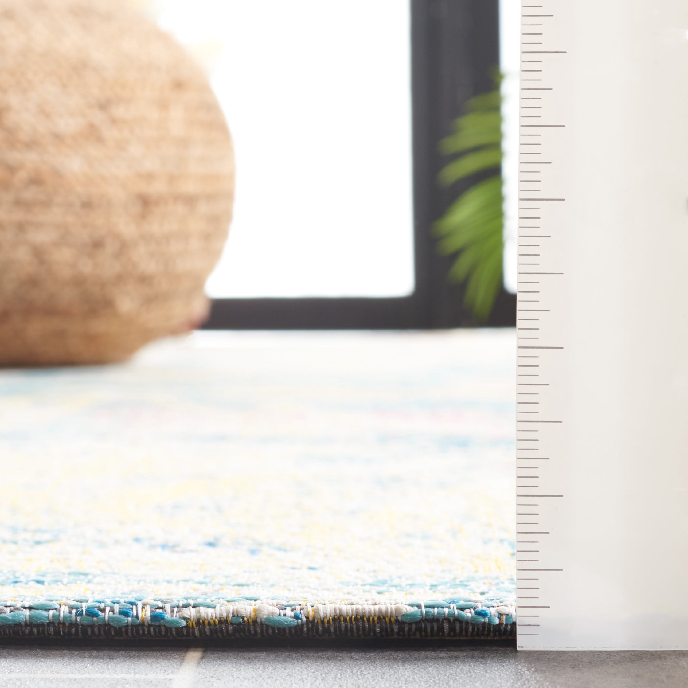 SAFAVIEH Barbados Tobon Botanical Indoor/Outdoor Runner Rug, Light Blue/Ivory, 2'8" x 8'