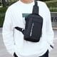 thumbnail image 4 of Bolso bandolera de un solo hombro, 4 of 5