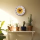 thumbnail image 3 of Reloj de pared con diseño de girasol europeo de 30 cm, reloj de pared decorativo para el hogar y la sala de estar., 3 of 4