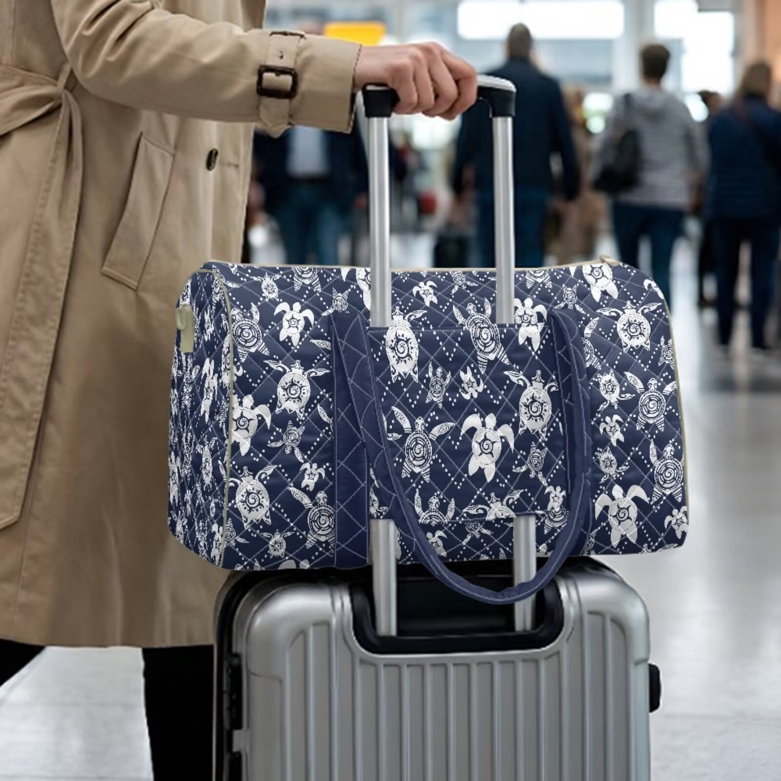 Chririnla Blue Turtles & Flower Pattern Large Travel Duffel Bags Unisex Casual Weekender for College Student with Luggage Handle Strap & Quilting Design