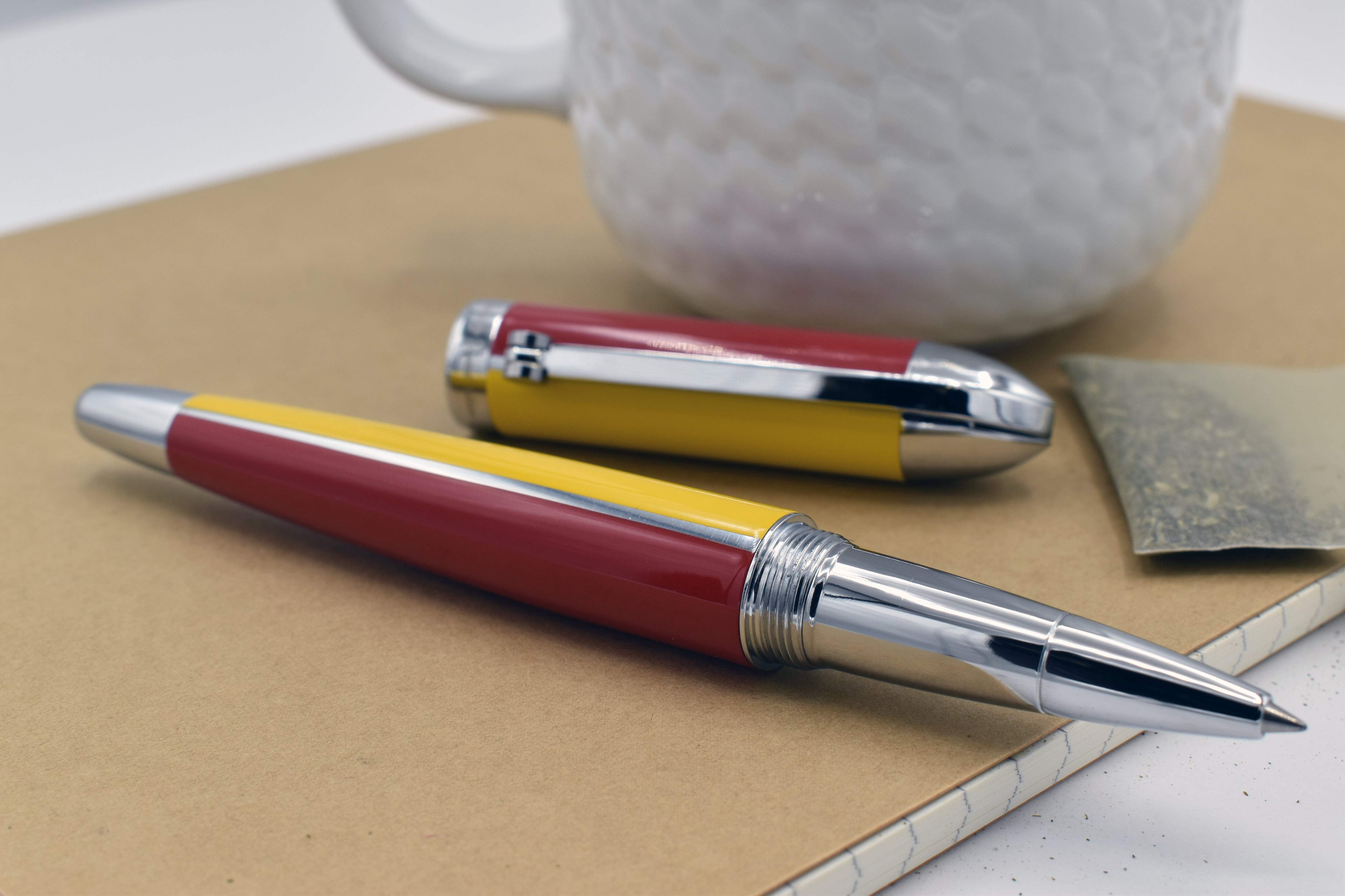Xezo Xezo Visionary® Brass  Aluminum Enameled Rollerball Pen - Aspen Gold / Red