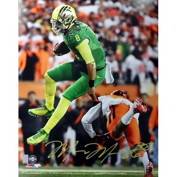 Marcus Mariota Autographed 16x20 Photo Oregon Ducks MM Holo 89222