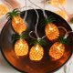 thumbnail image 4 of Guirnalda de luces decorativas Adzgya con forma de piña, 20 luces LED con pilas para fiestas, dormitorios, hogar, cumpleaños, interiores y exteriores., 4 of 7