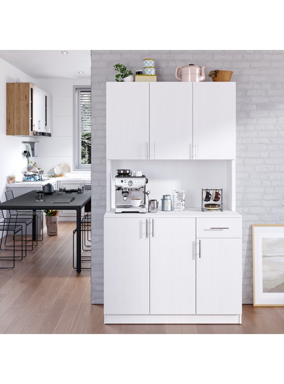 White Pantry in Pantry