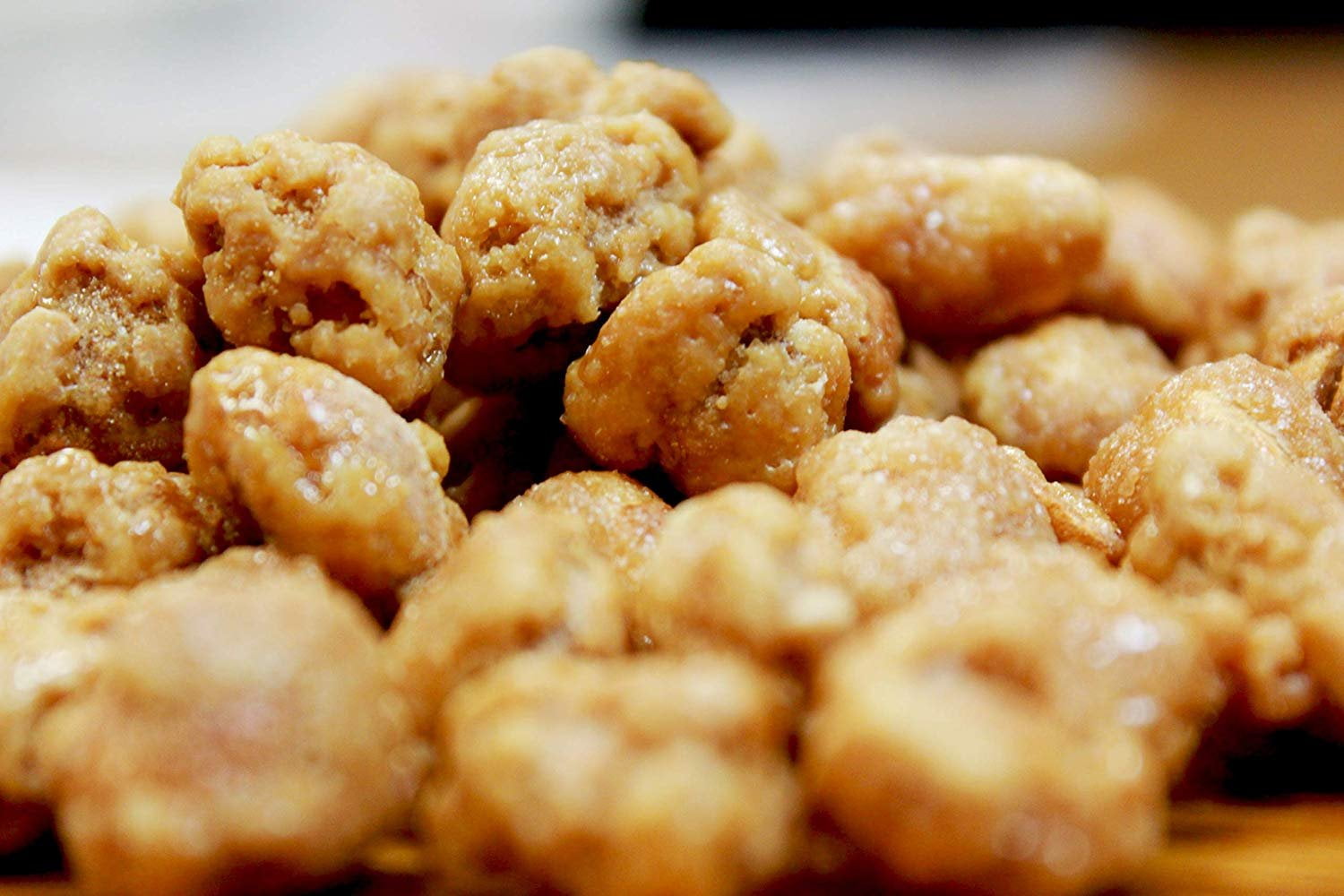 Cinnamon Flavored Toffee Covered Nuts by It's Delish, Toffee Mixed Nuts, 4 lbs Bulk