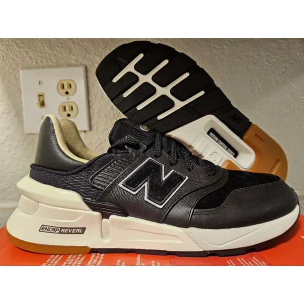 New Balance 997S Black Saffiano Leather Shoes Sneakers Men's Sz 7.5 / Women's 9