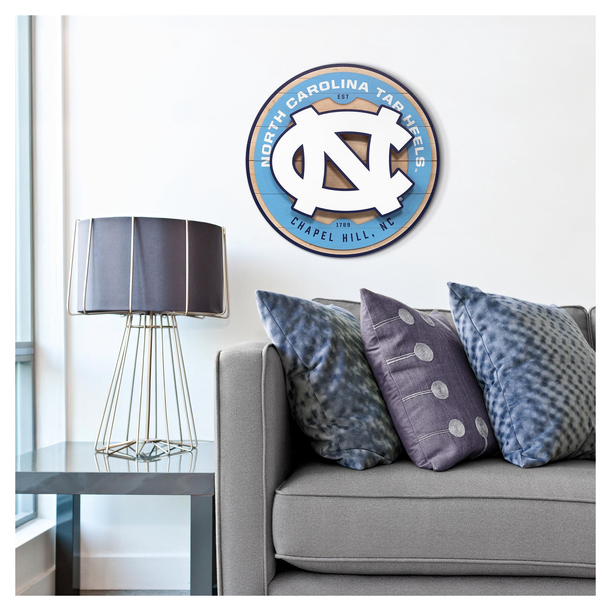 IDNA North Carolina Tar Heels 15" x 15" 3DX Logo Circle Backer Wall Art