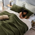 thumbnail image 4 of Wonderful Bedding Modern Striped Velvet 3-Piece Quilt Set, 4 of 11