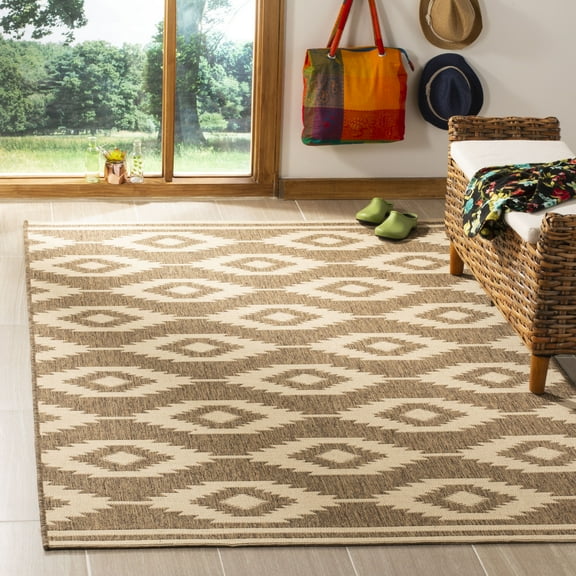 SAFAVIEH Linden Celandine Geometric Area Rug, Cream/Beige, 6'7" x 6'7" Square