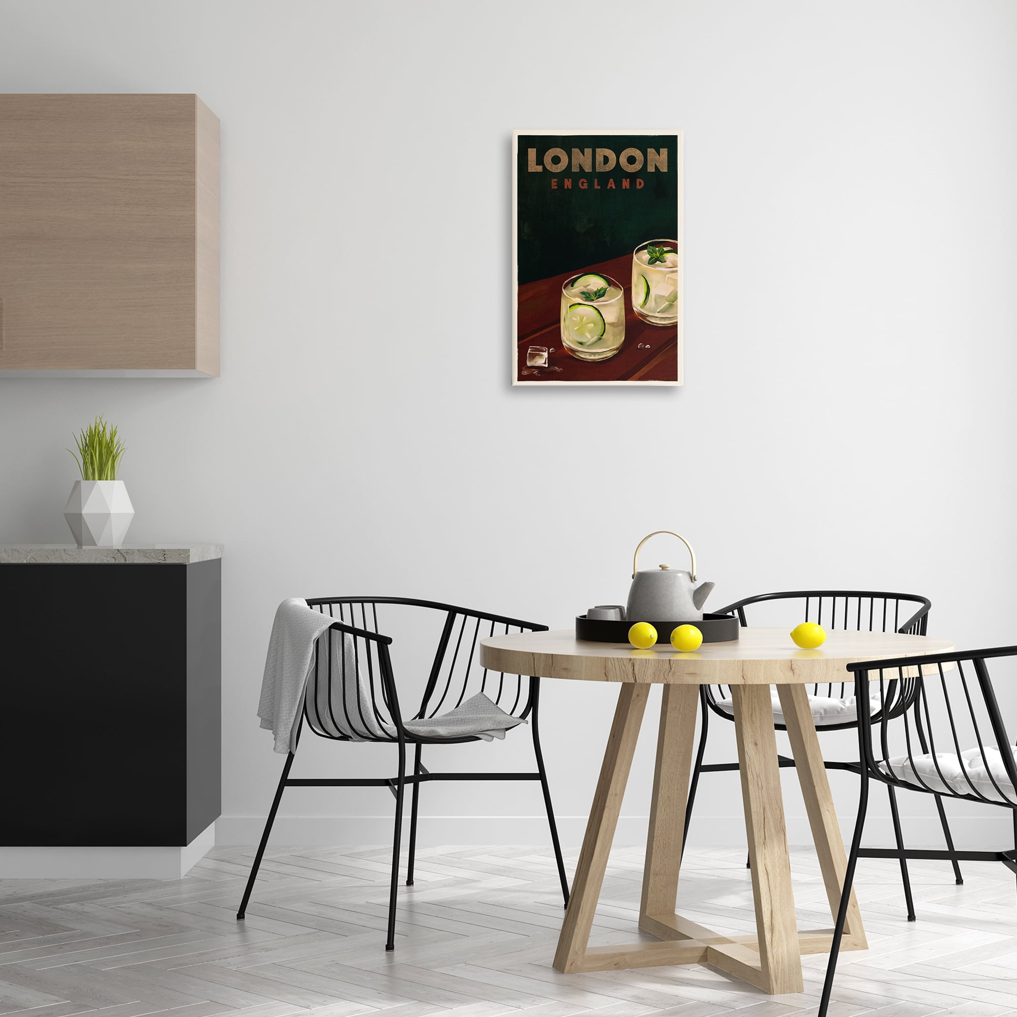 Stupell Industries London England Cocktail Food & Beverage Painting Wrapped Canvas Art Print Wall Art, 16 x 24