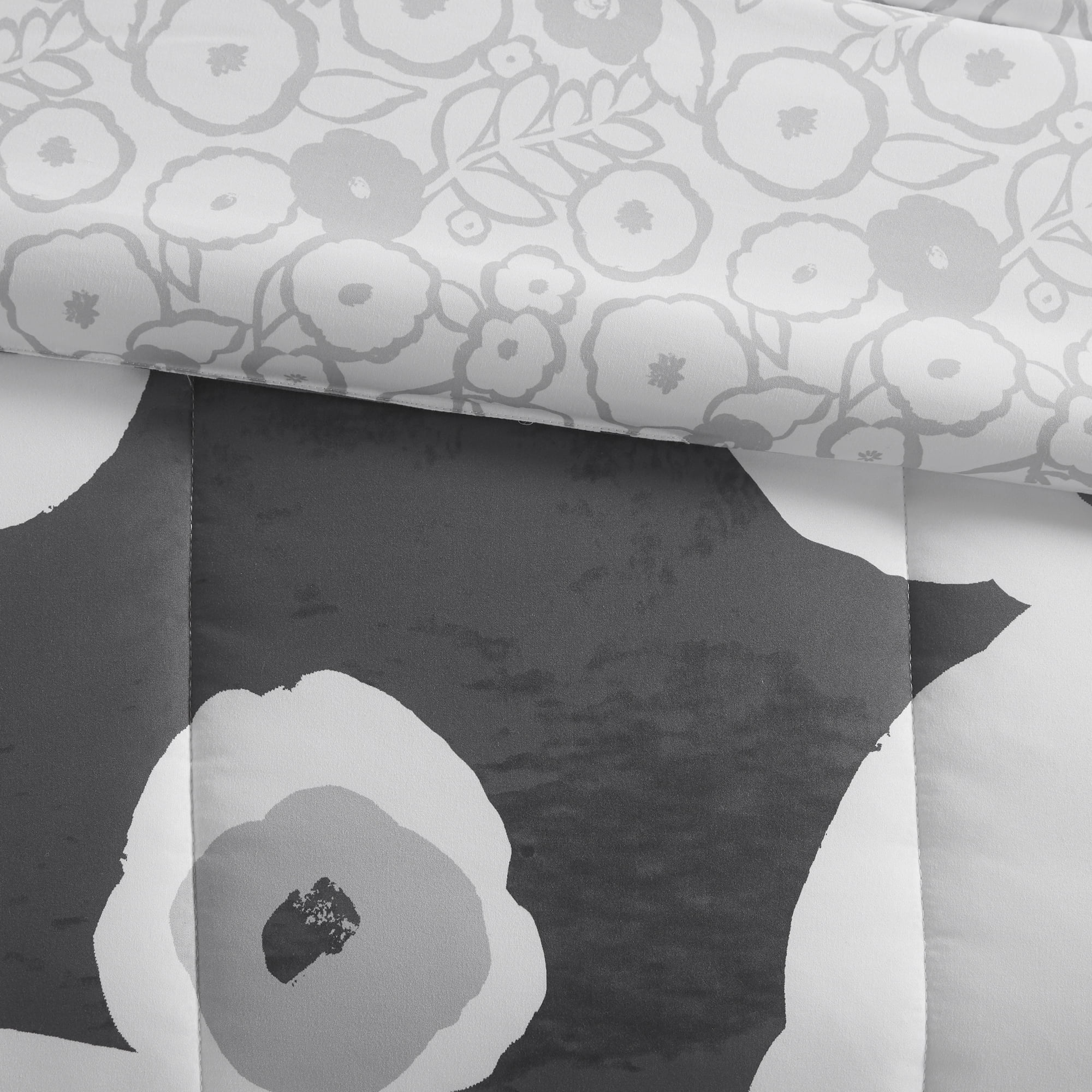Mainstays 10 Piece Black and White Floral Bed in a Bag Comforter Set with Sheets, King