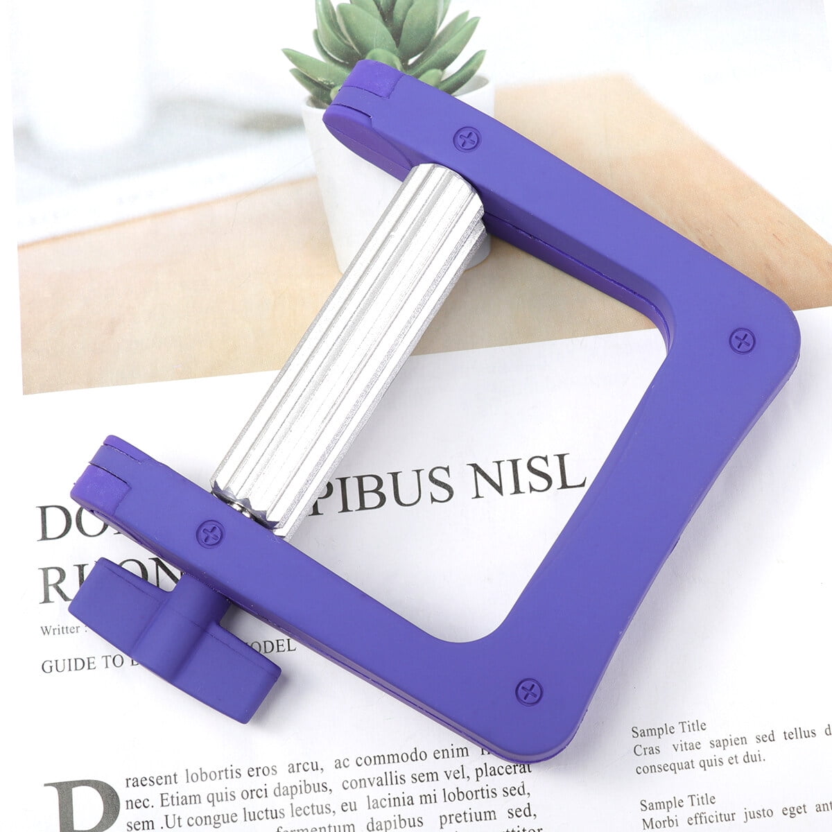 Manual Toothpaste Squeezers Highend Toothpaste Squeeze Machine Metal