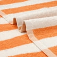 thumbnail image 3 of Toalla de playa de felpa REGALWOVEN, toallas de piscina de poliéster que no retienen arena, secado rápido, suaves y absorbentes, naranja 30' x 60', 3 of 7