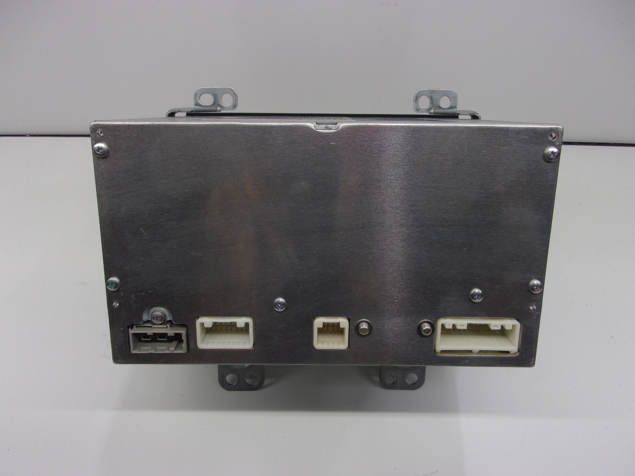 Pre-Owned 2011-2015 Nissan Rogue Radio Receiver CD Player ID 281851VK1A OEM - Verify Specific Vehicle Fitment In Description - (Good)
