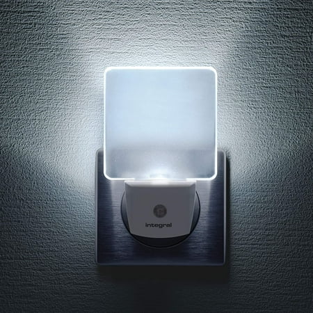 

Integral LED night light 2 pieces with automatic sensor day / night socket matt white