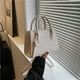 thumbnail image 4 of Bolso de Hombro, Bolso de Mano, Bolsa Tote, Bolso de Mensajero con Correa Ajustable, Estilo Casual en Negro, Blanco, Caqui, Marrón, 22.5 x 16 x 9.5 cm para Trabajo, Viaje, Uso Diario, 4 of 7