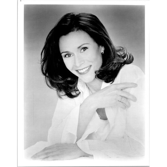 Kate Jackson looking glamorous 1980's publicity photo 8x10 inch photo