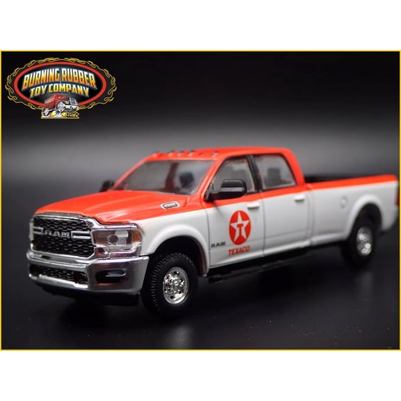Open Box 2023 RAM 2500 PICKUP TRUCK w HITCH TEXACO OIL RED 1/64 SCALE DIECAST MODEL CAR
