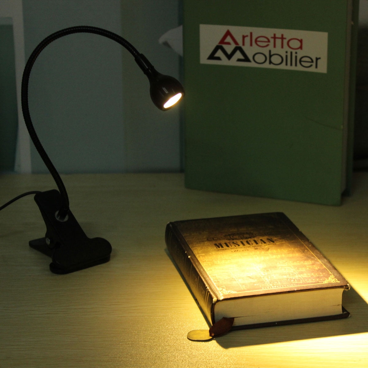 USB Flexible Reading LED Clipon Beside Bed Table Desk Computer Lamp