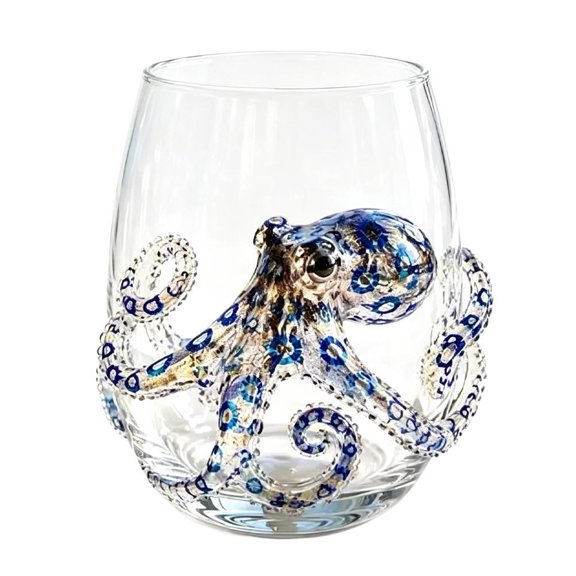Artisanal Blue Ringed Octopus Glassware, 3D Ocean Animal Artisan Glass Collection Marine Animal Bar Glass for Coastal Home Decor Ocean Lovers Novelty Drinking Glass