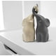 thumbnail image 2 of Pareja Armoniosa de Elefantes en Cerámica Beige y Gris - Escultura Moderna, Pareja de Dos Elefantes Independientes - Figura Decorativa de 16 cm de Alto, 2 of 5