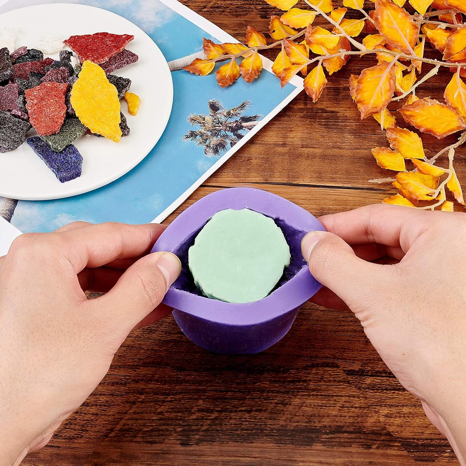 Leaves Silicone Candle Molds Kits 12 Colors Candle Dyes Candle Making Dyes Resin Casting Molds Candle Wax Soap Making Supplies Kit for Candle Soap Making Making DIY