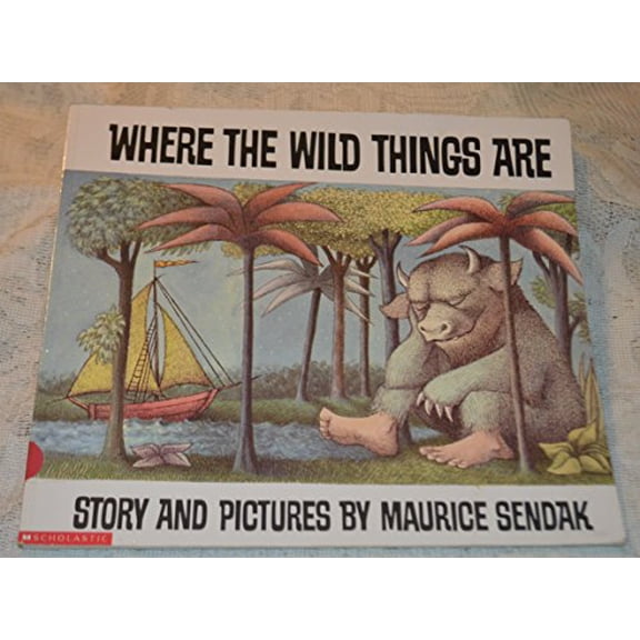 Pre-Owned Where the Wild Things Are by Maurice Sendak (Paperback), Children's Books, JUVENILE FICTION / Classics, English