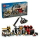 thumbnail image 1 of Set LEGO City Deshuesadero con Autos Juguete de reciclaje 60472, 1 of 4