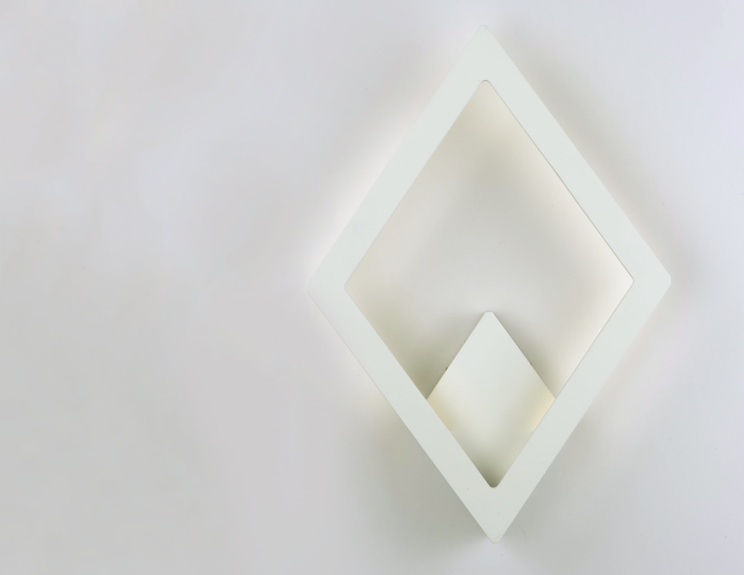 Maxim E41495-WT Alumilux LED Outdoor Wall Sconce, White