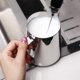 thumbnail image 4 of Jarra de espuma de leche de acero inoxidable para café de 340 ml, medidas en ambos lados interior, perfecta para máquinas de espresso, espumadores de leche, arte de latte, 4 of 5