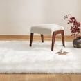 thumbnail image 4 of Alfombra de Piel Sintética Ashler Ultra Suave 120x180 cm Blanca Shaggy, 4 of 9