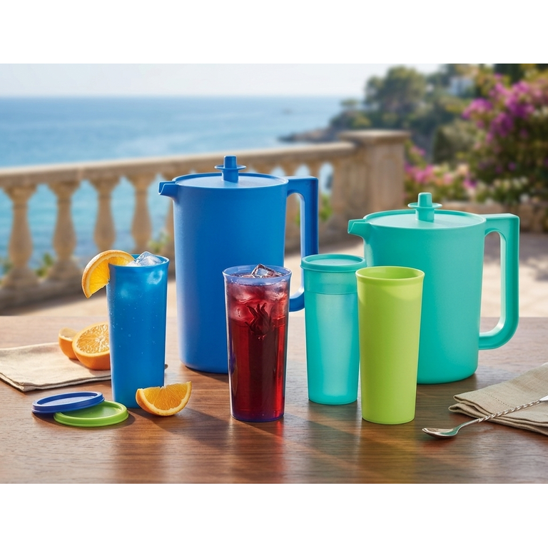 Tupperware Heritage Series with Lids Pitcher and Tumbler Set 12