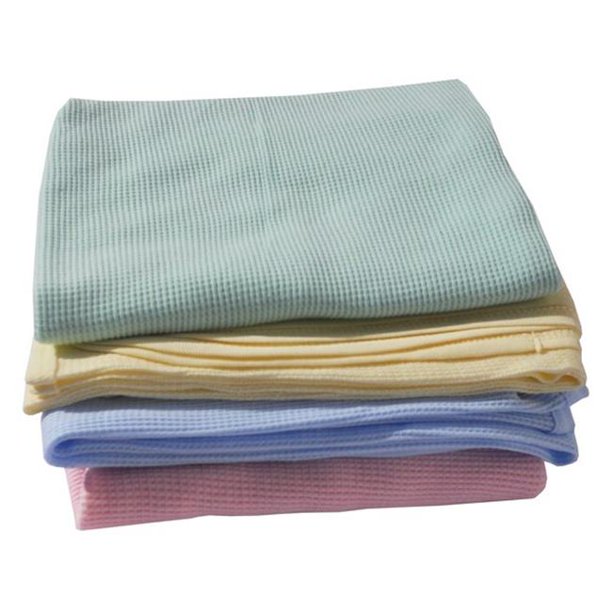 Bambini 3220 P Pink Thermal Receiving Blanket, 30 x 40 inch